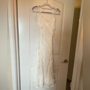 White Floral Appliqué Dress